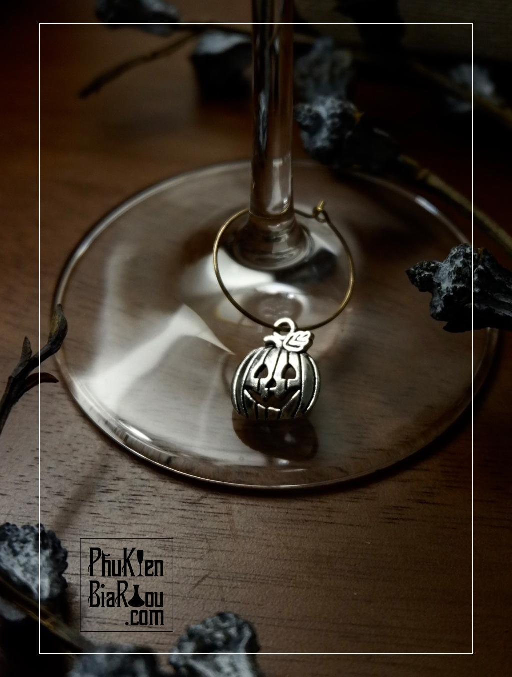 Wine Charm đánh dấu ly vang chủ đề Halloween