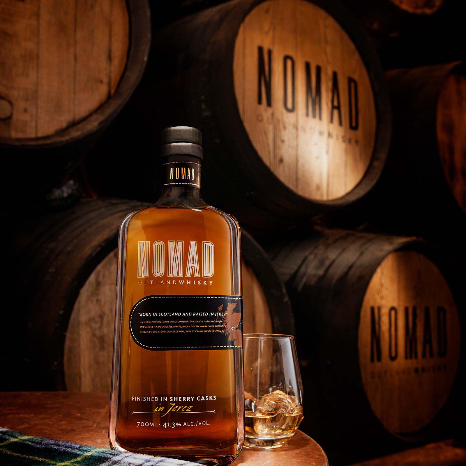 Rượu whisky Nomad