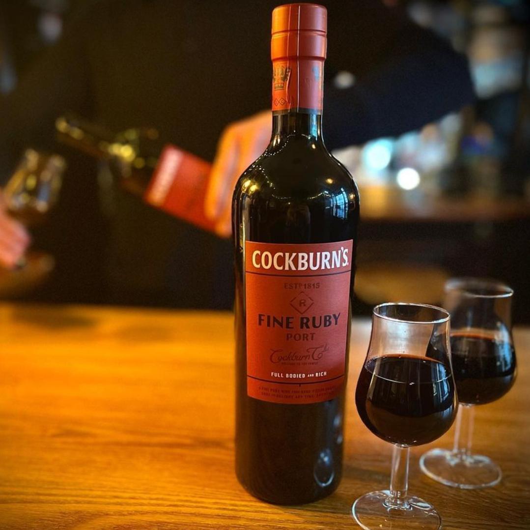 Vang cường hóa Cockburn’s Fine Ruby Port