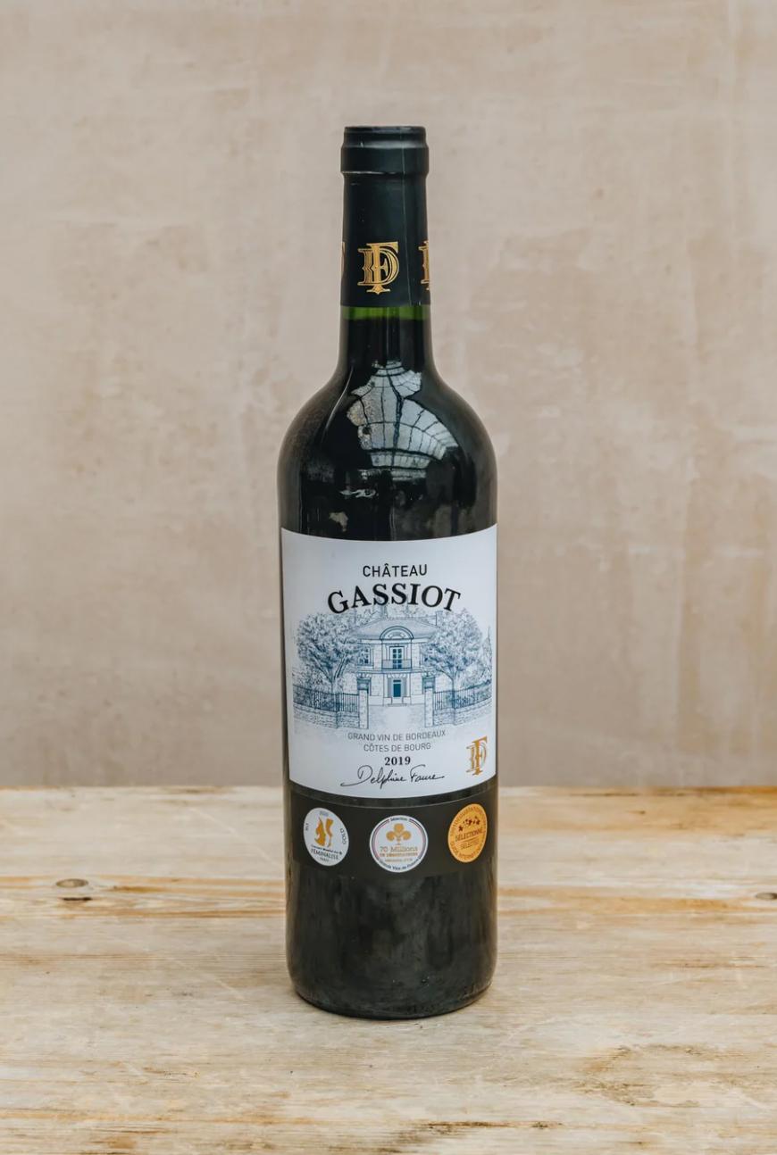 Vang đỏ Château Gassiot Côtes de Bourg (6 chai/thùng)