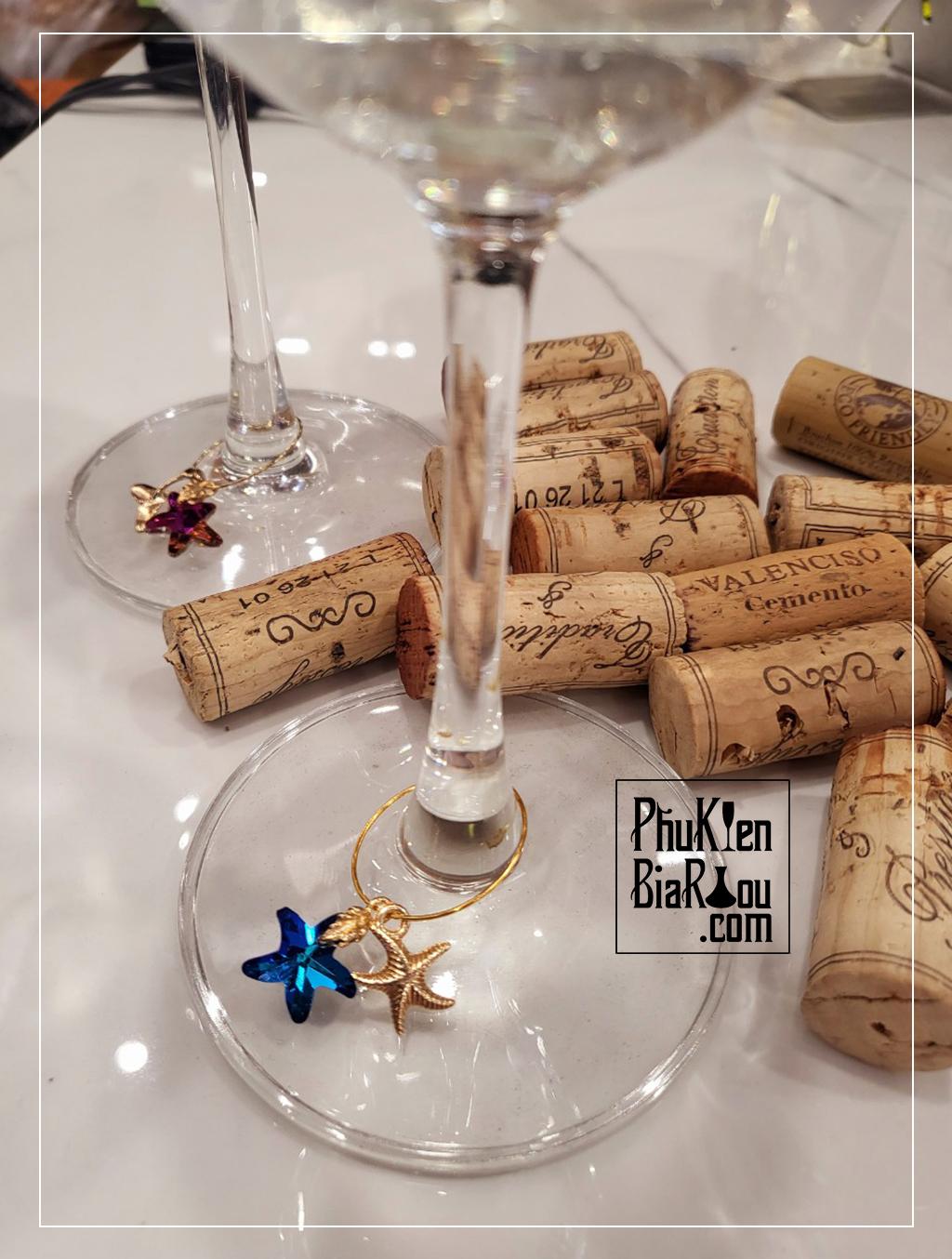 Wine Charm chủ đề đại dương